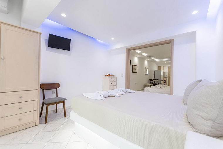 Ground floor apartments for 5 or 6